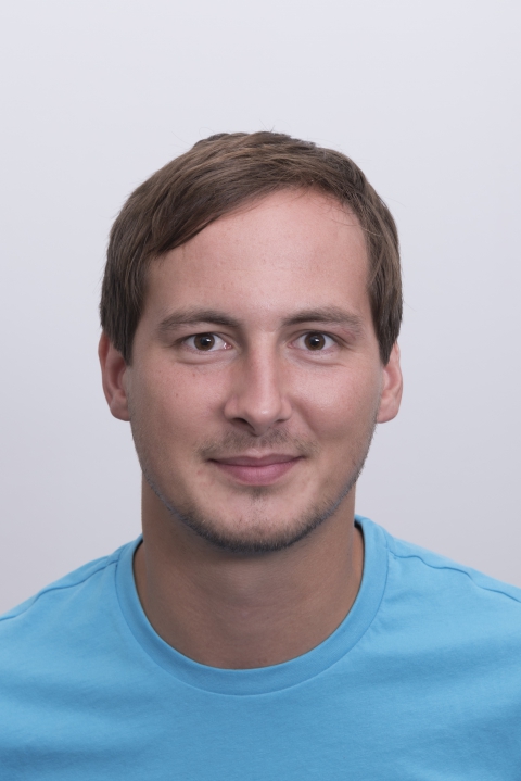 Kryštof 25 let, zaměstnancem od roku 2015